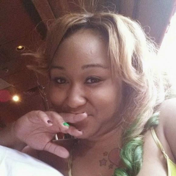 Meet your Posher, Shantell - Picture 1 of 1